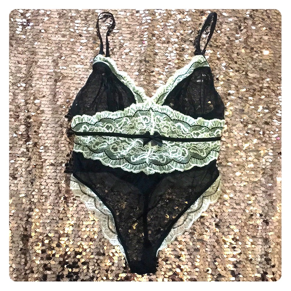 Victoria's Secret thong Bodysuit teddy Large